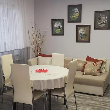 Apartmán при рени *